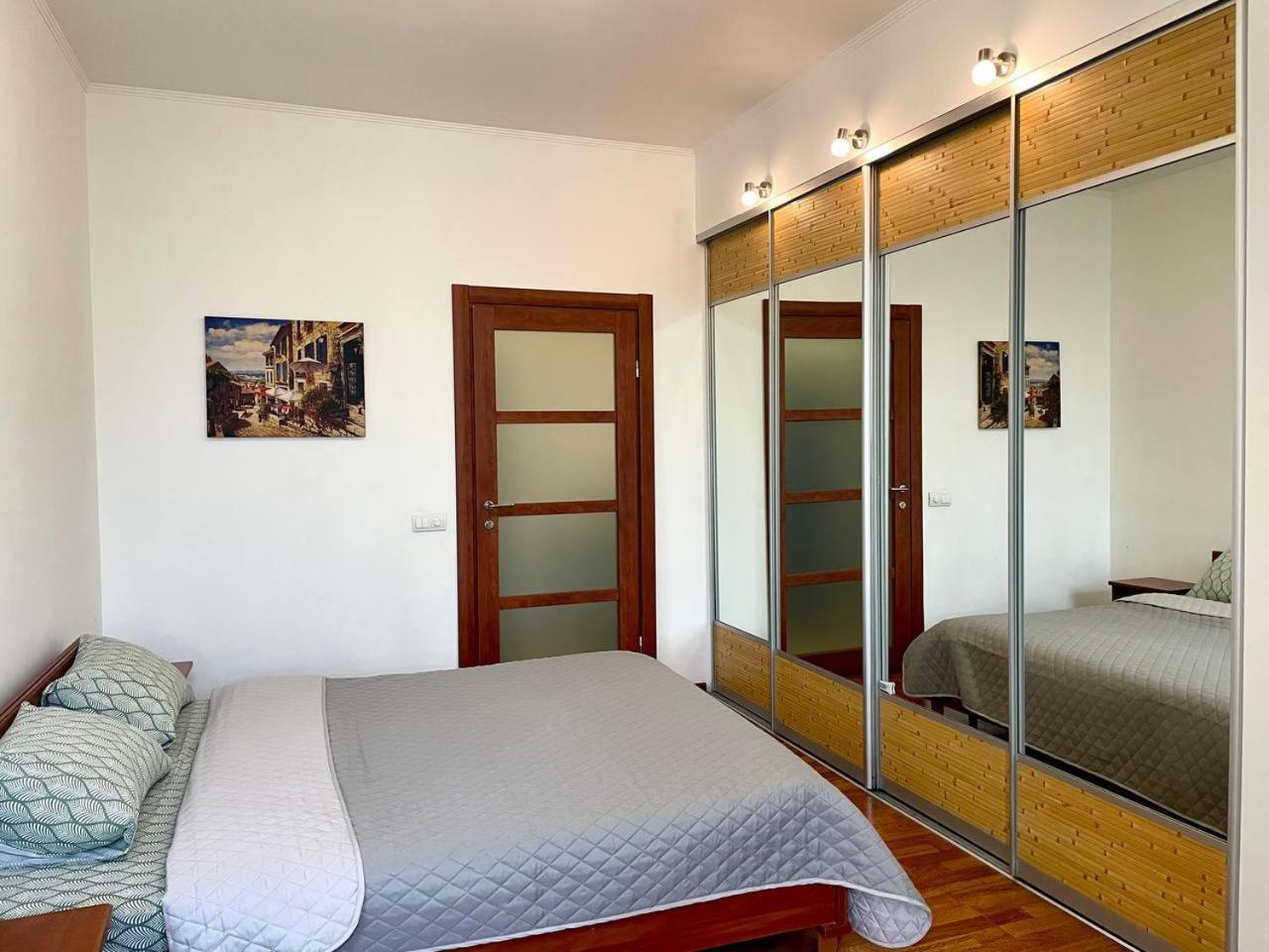 Apartament Pavlovskaya Square Charków Zewnętrze zdjęcie